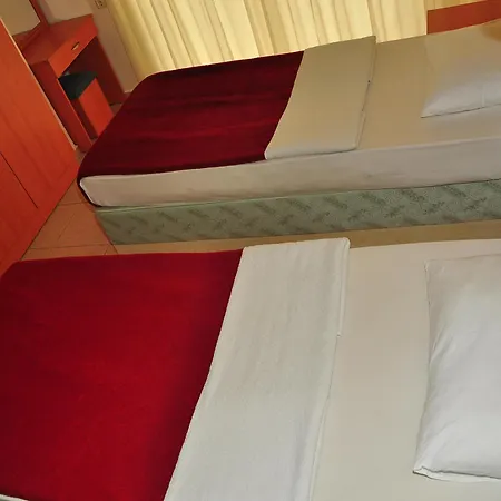 Lägenhetshotell Melissa Garden 3*